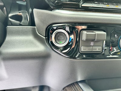 2026 Chevrolet Silverado 1500 LT / TRAIL BOSS / 5.3 LITER V8 / CREW / LEATHER / SAFETY PCKG / SHORT BOX