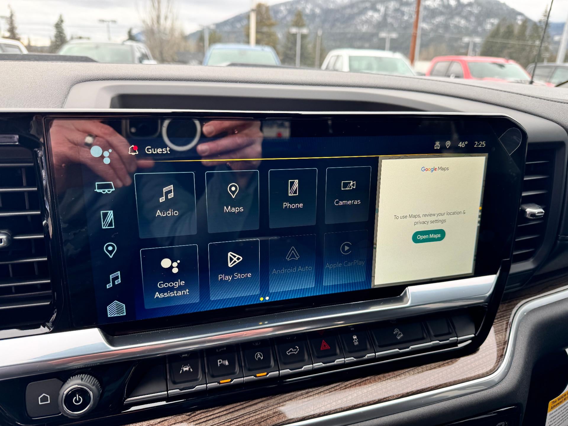 2026 Chevrolet Silverado 1500 LT / TRAIL BOSS / 5.3 LITER V8 / CREW / LEATHER / SAFETY PCKG / SHORT BOX