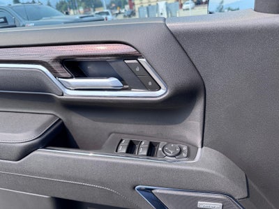 2026 Chevrolet Silverado 1500 LT / TRAIL BOSS / CREW / 6.2 LITER V8 / PREMIUM PCKG / SHORT BOX