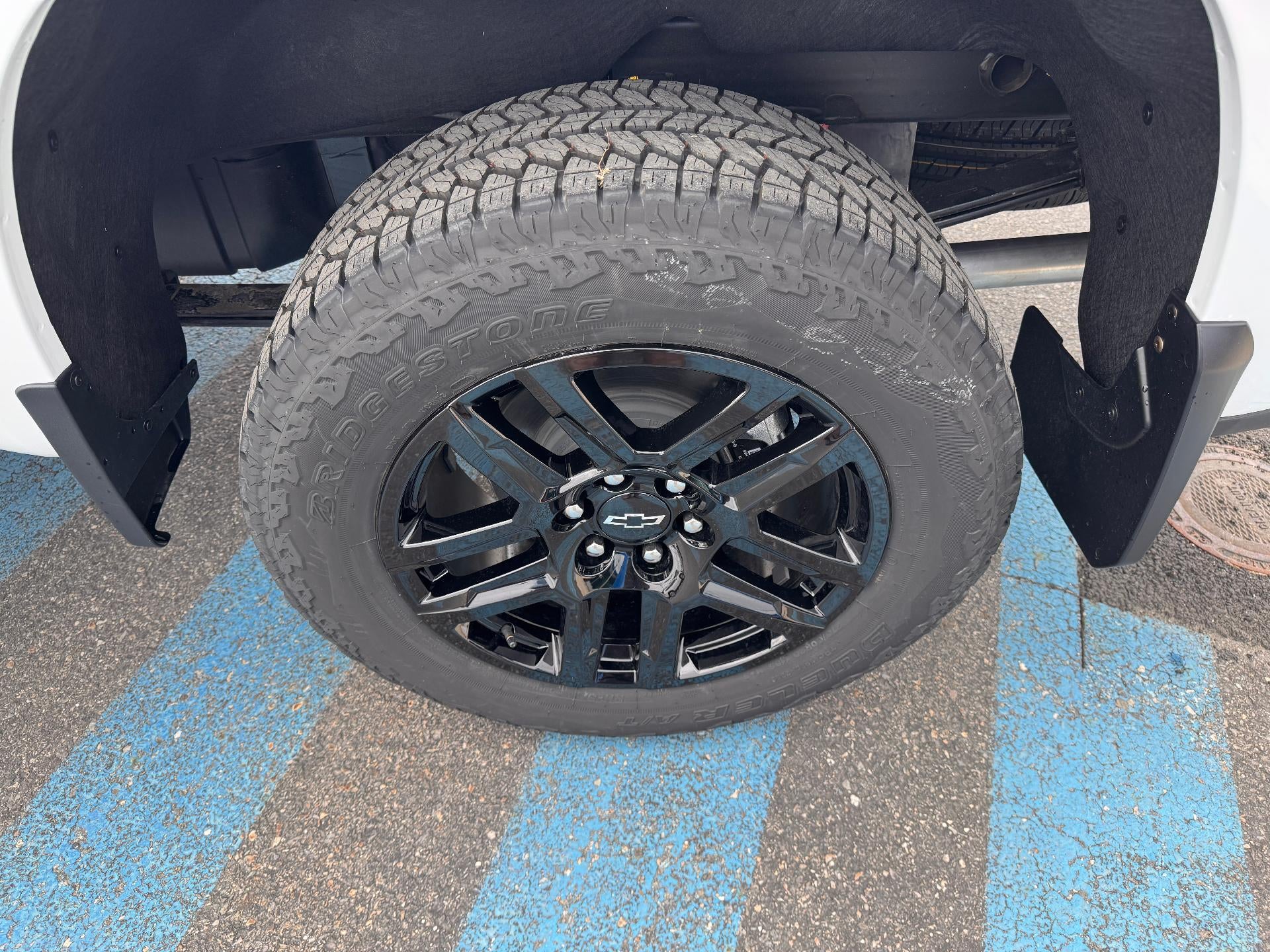 2026 Chevrolet Silverado 1500 LT / TRAIL BOSS / CREW / 6.2 LITER V8 / PREMIUM PCKG / STANDARD BOX