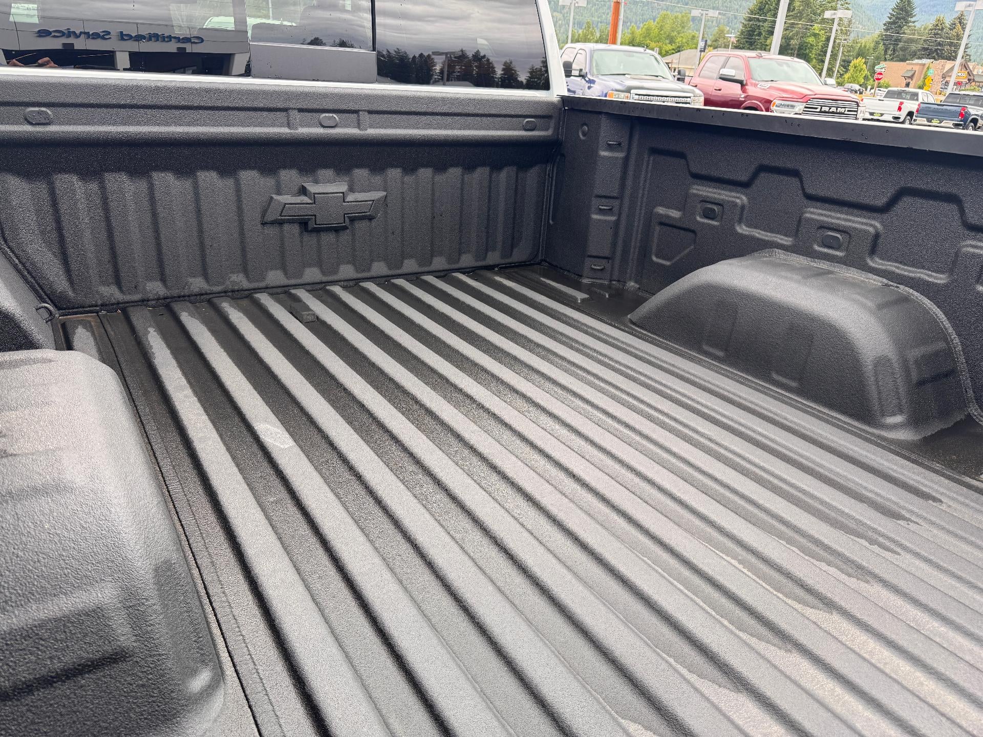 2026 Chevrolet Silverado 1500 LT / TRAIL BOSS / CREW / 6.2 LITER V8 / PREMIUM PCKG / STANDARD BOX