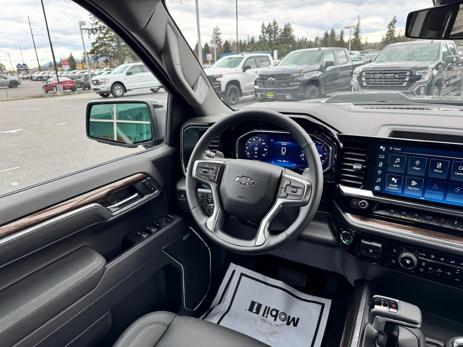 2026 Chevrolet Silverado 1500 LT / TRAIL BOSS / CREW / 6.2 LITER V8 / PREMIUM PCKG / ADAPTIVE CRUISE / STANDARD BOX