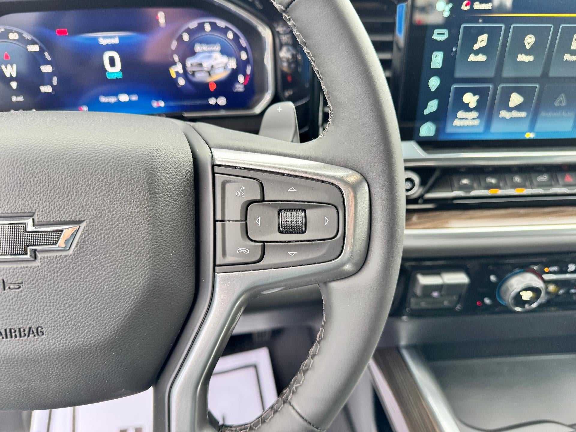 2026 Chevrolet Silverado 1500 LT / TRAIL BOSS / CREW / 6.2 LITER V8 / PREMIUM PCKG / ADAPTIVE CRUISE / STANDARD BOX