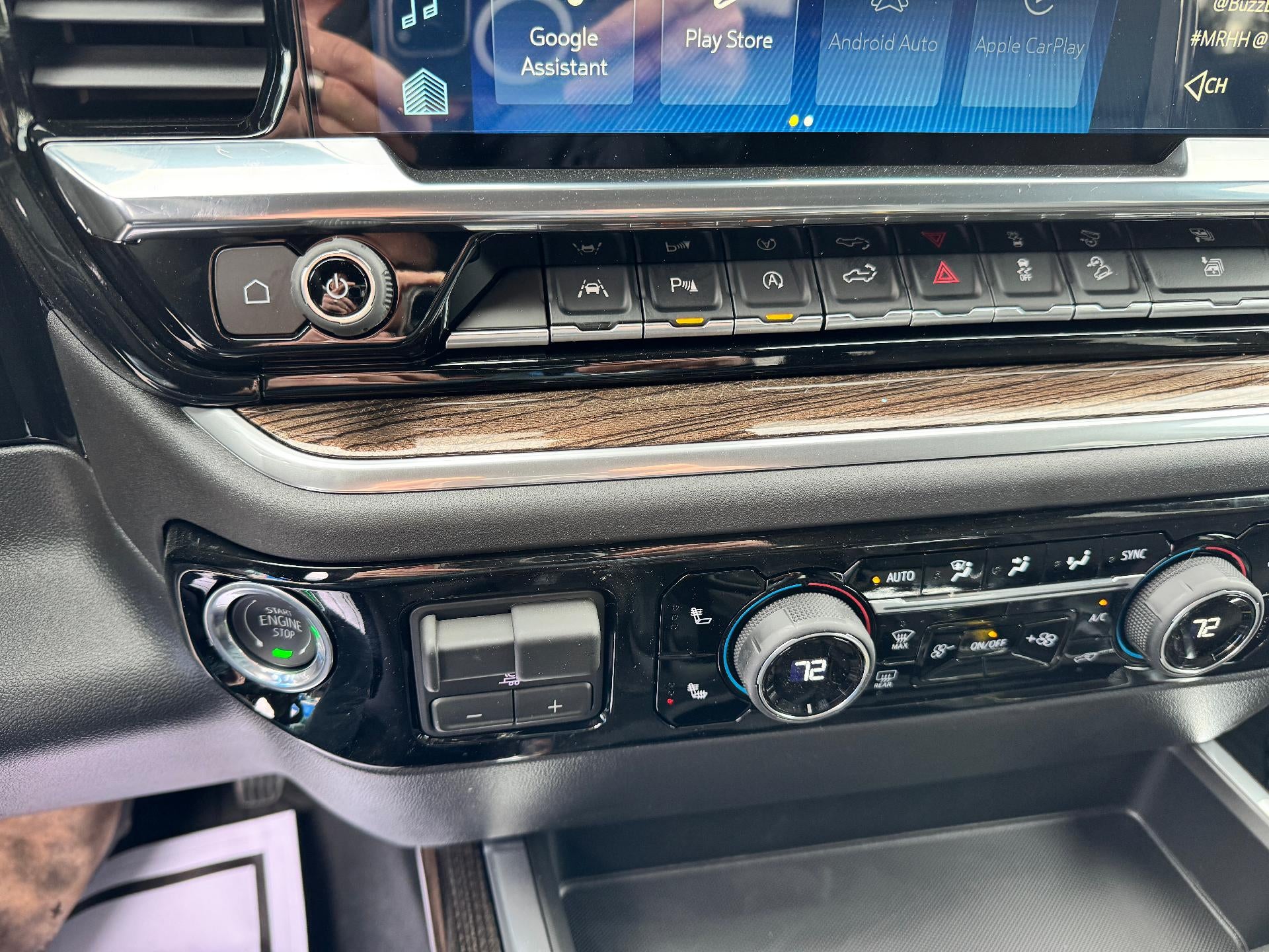 2026 Chevrolet Silverado 1500 LT / TRAIL BOSS / CREW / 6.2 LITER V8 / PREMIUM PCKG / ADAPTIVE CRUISE / STANDARD BOX