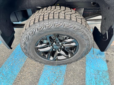 2026 Chevrolet Silverado 1500 LT / TRAIL BOSS / CREW / 6.2 LITER V8 / PREMIUM PCKG / ADAPTIVE CRUISE / STANDARD BOX