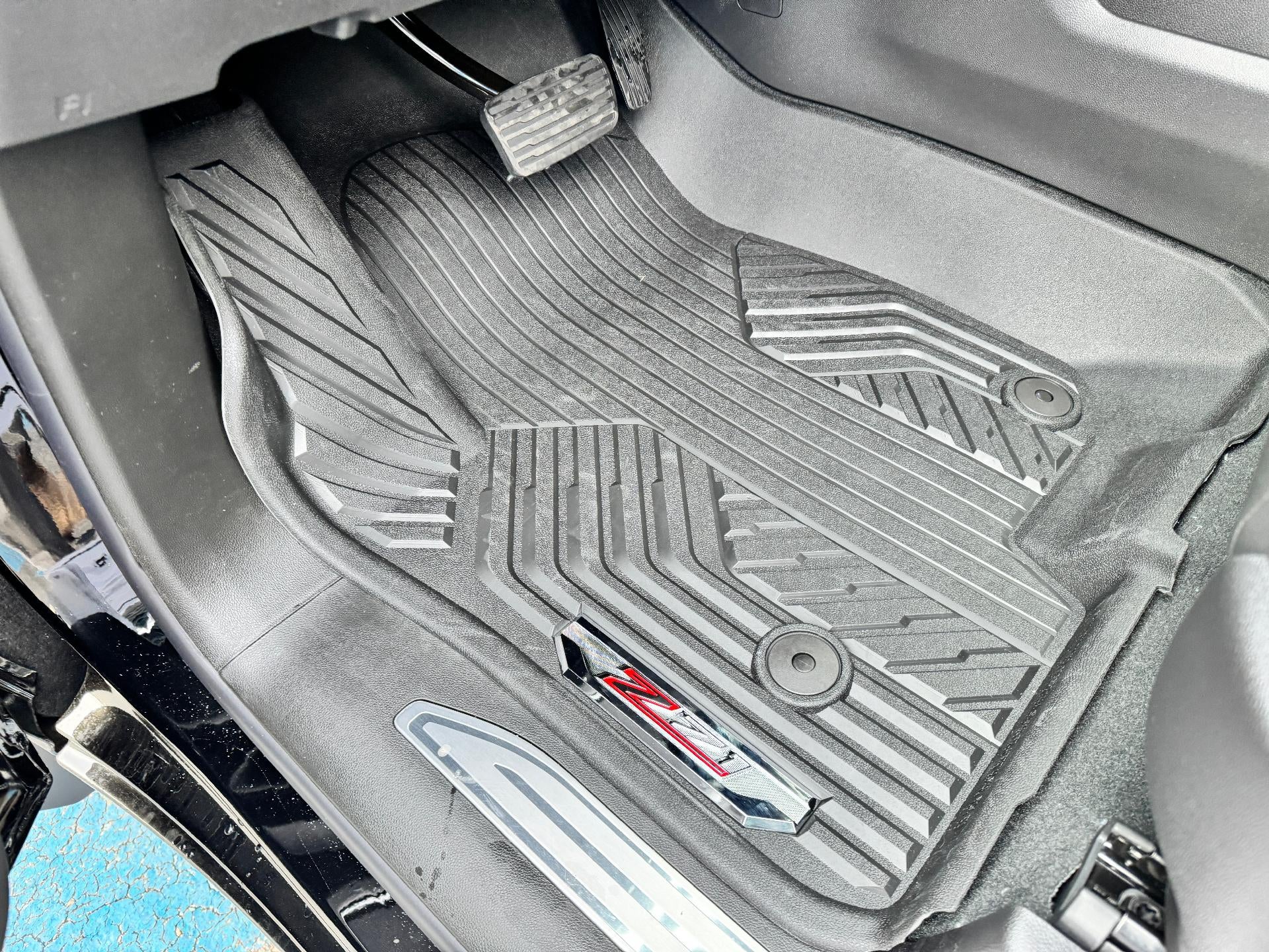 2026 Chevrolet Silverado 1500 LT TRAIL BOSS / CREW / 6.2 LITER V8 / MIDNIGHT PCKG / PREMIUM / SHORT BOX