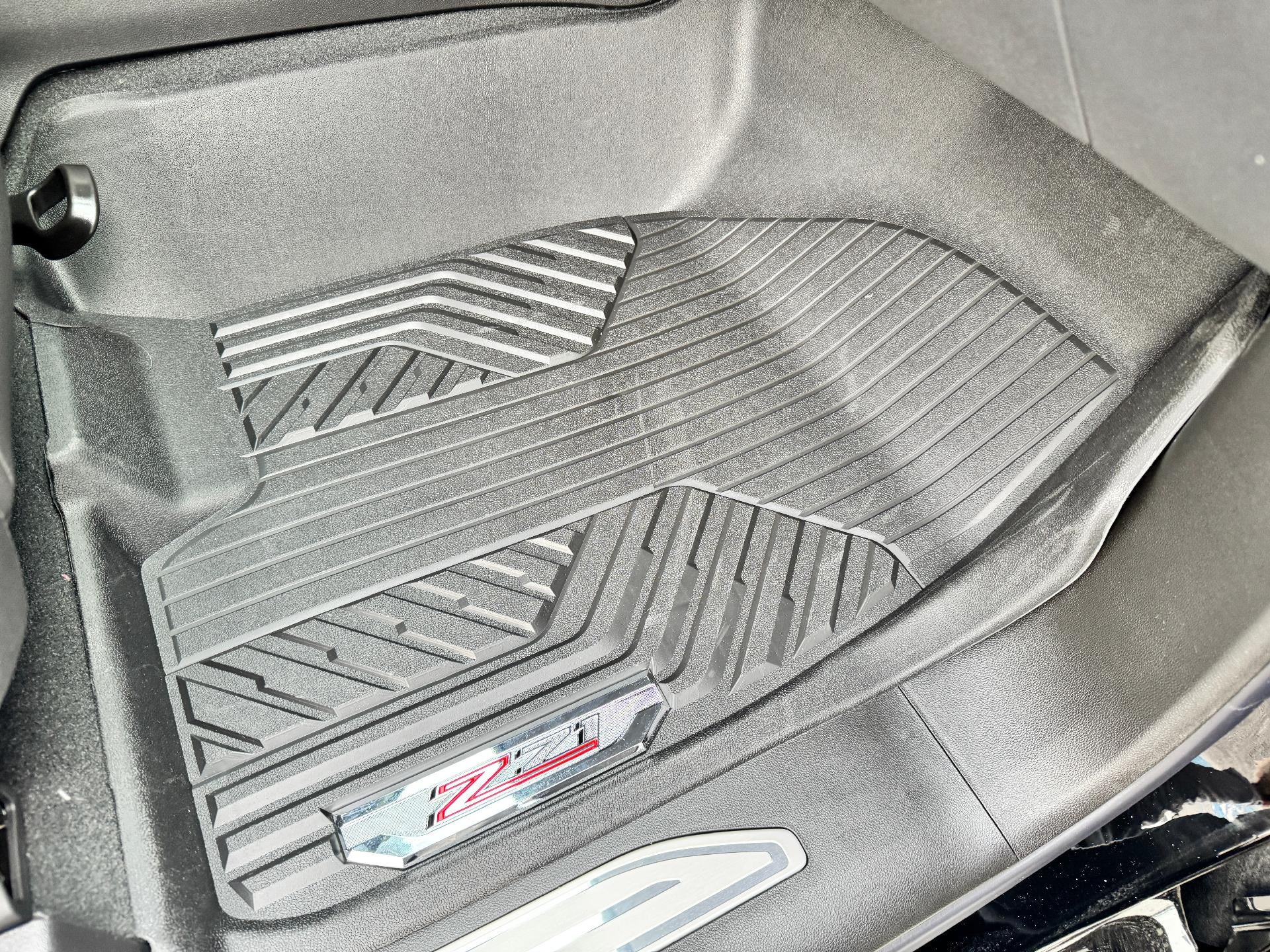 2026 Chevrolet Silverado 1500 LT TRAIL BOSS / CREW / 6.2 LITER V8 / MIDNIGHT PCKG / PREMIUM / SHORT BOX