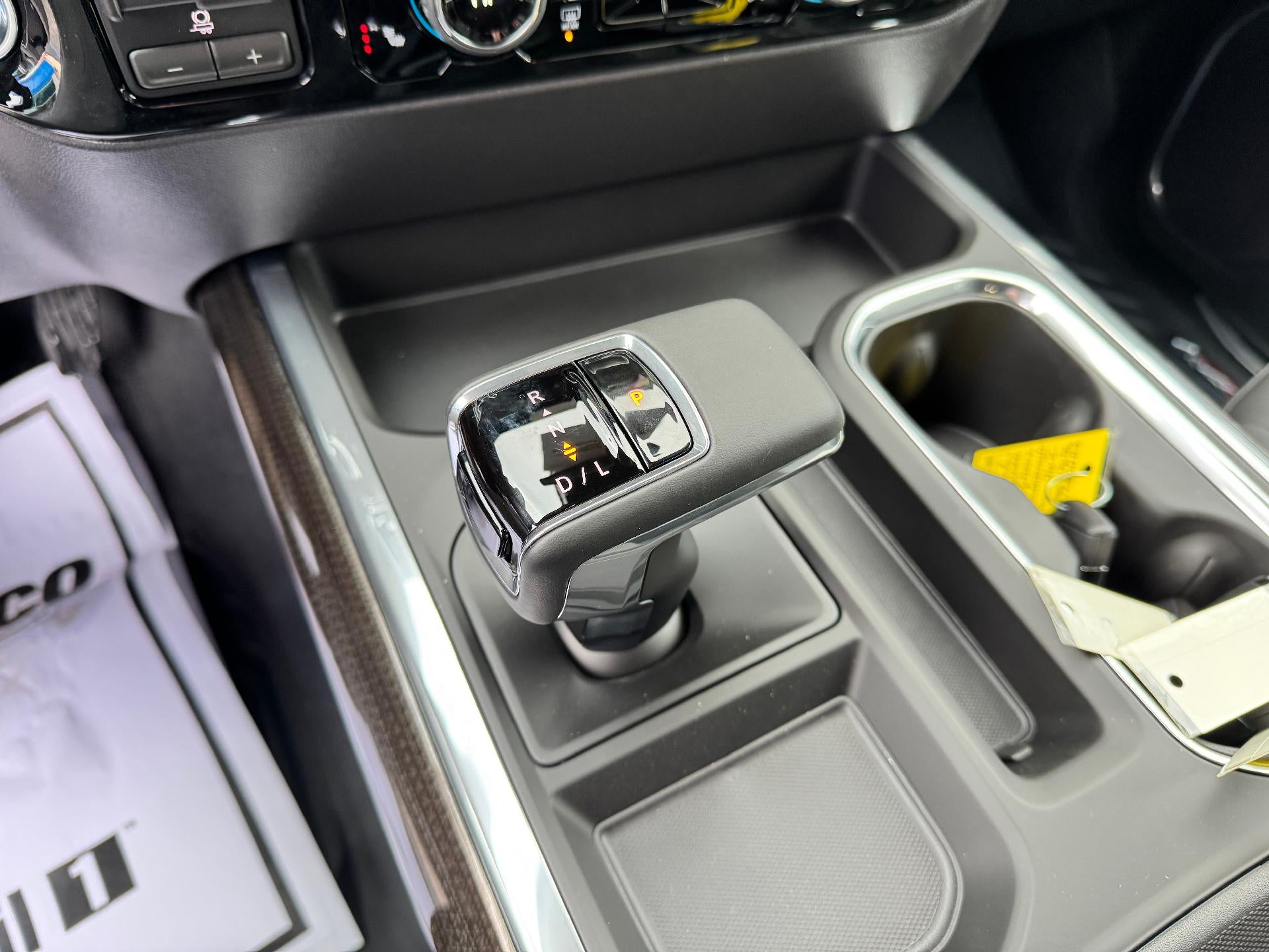 2026 Chevrolet Silverado 1500 LT TRAIL BOSS / CREW / 6.2 LITER V8 / MIDNIGHT PCKG / PREMIUM / SHORT BOX