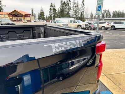 2026 Chevrolet Silverado 1500 LT TRAIL BOSS / CREW / 6.2 LITER V8 / MIDNIGHT PCKG / PREMIUM / SHORT BOX