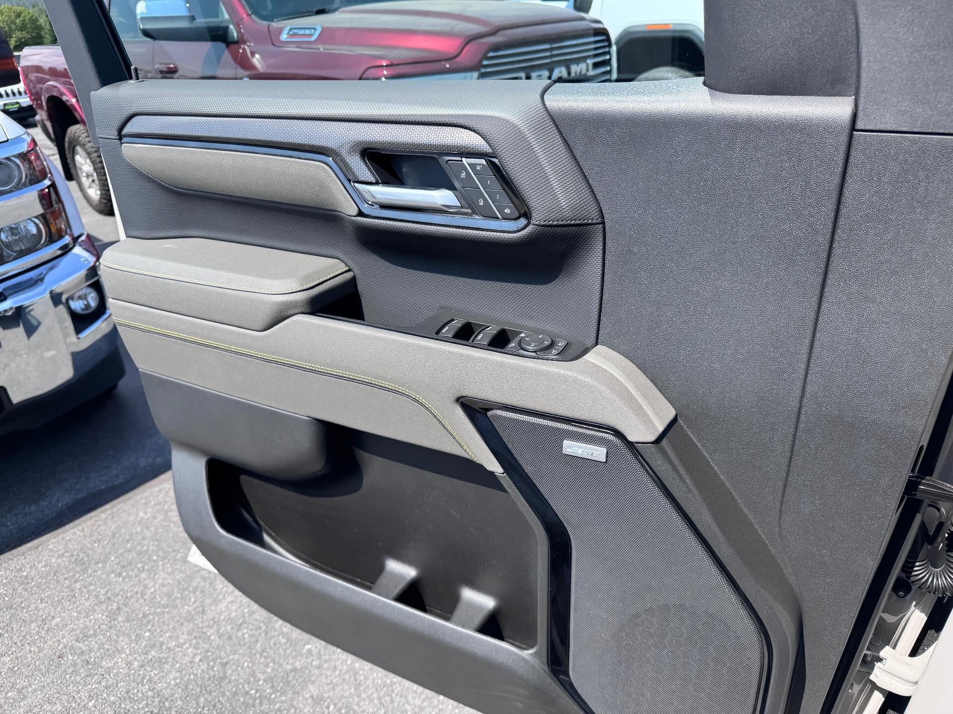2026 Chevrolet Silverado 1500 ZR2 - Photo 28