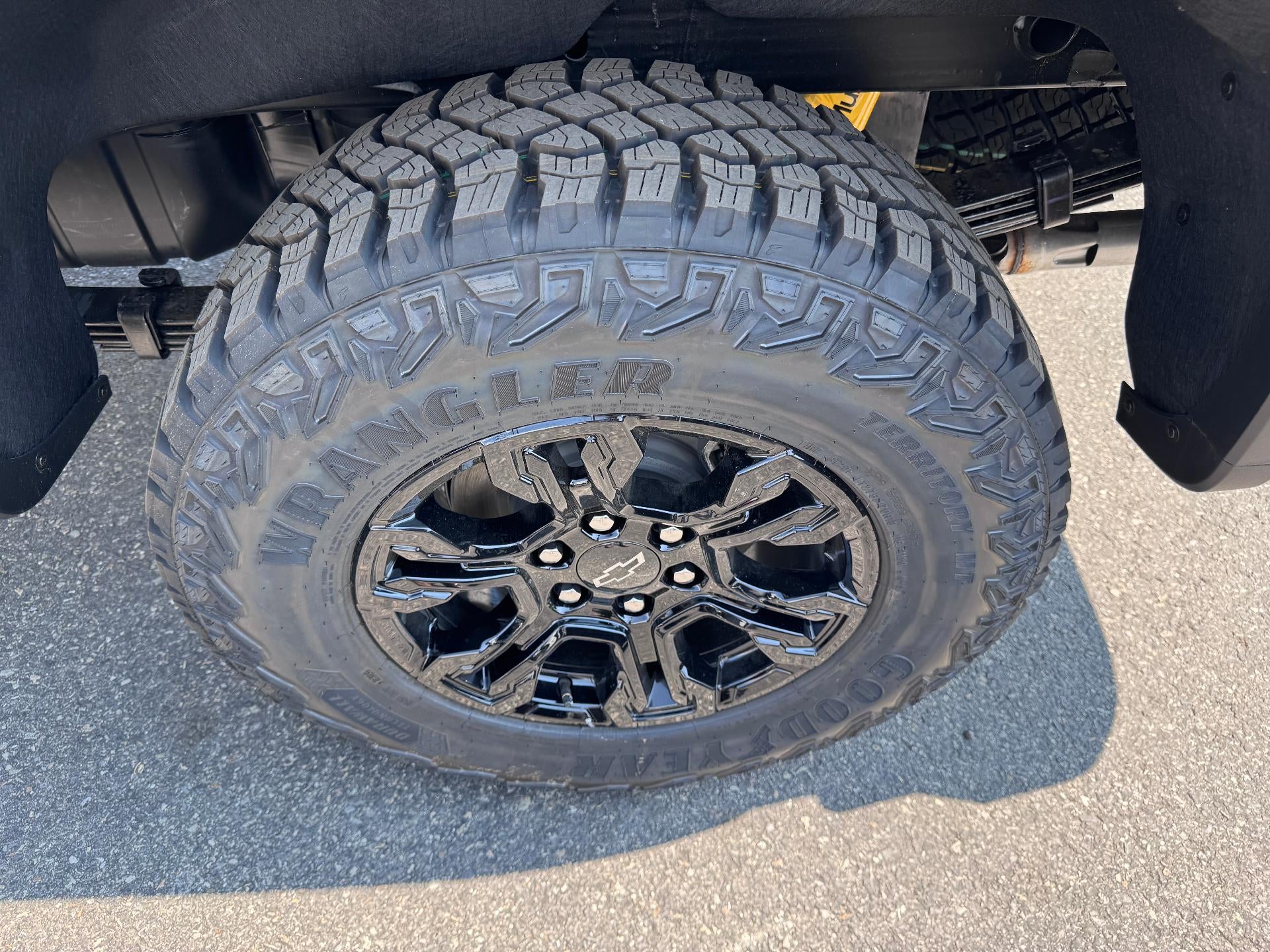 2026 Chevrolet Silverado 1500 ZR2 OFF ROAD / CREW / DMAX DIESEL / SUNROOF / TECH PCKG / SHORT BOX