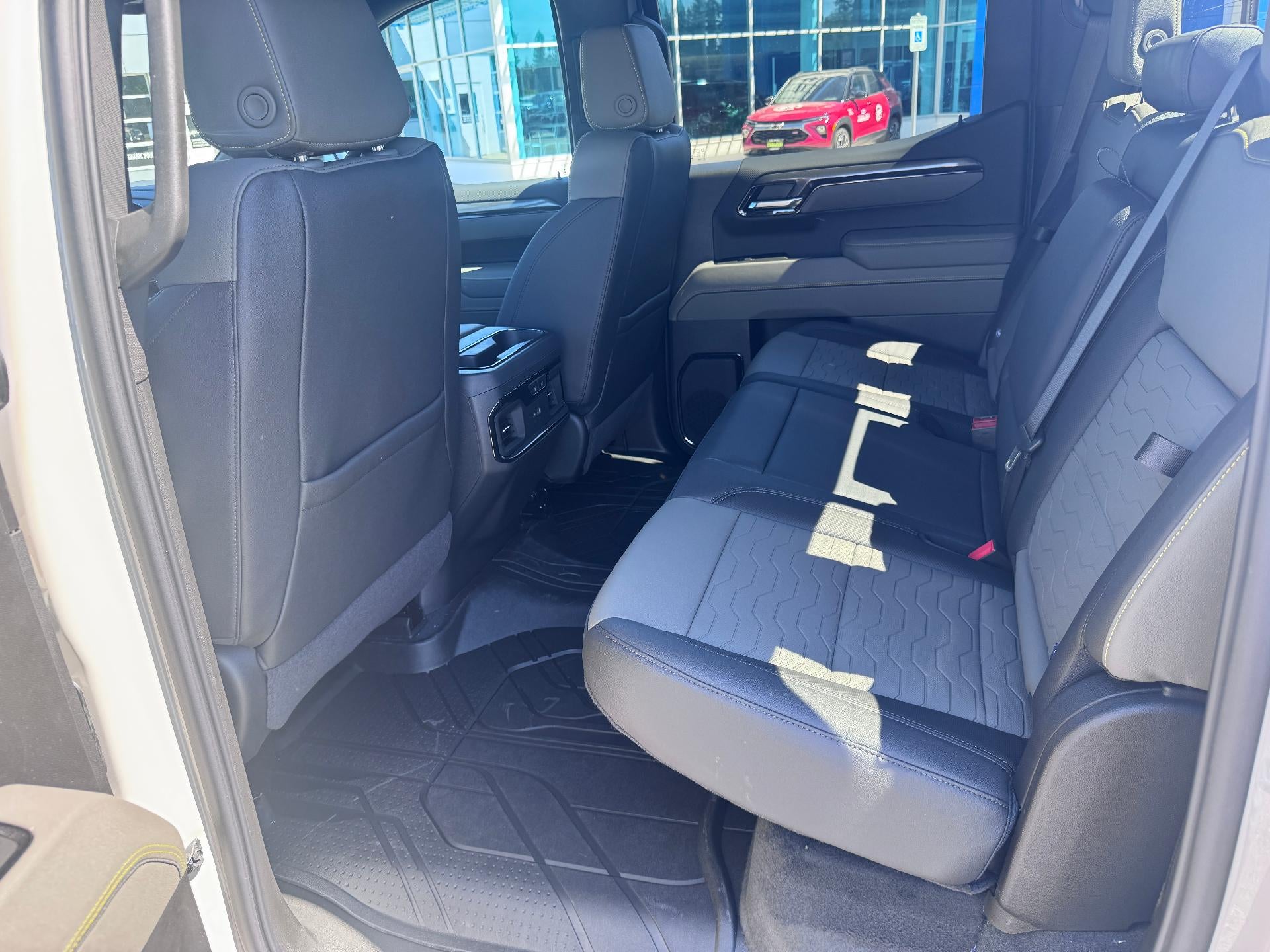 2026 Chevrolet Silverado 1500 ZR2 OFF ROAD / CREW / DMAX DIESEL / SUNROOF / TECH PCKG / SHORT BOX