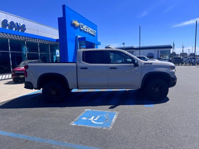 2026 Chevrolet Silverado 1500 ZR2 OFF ROAD / CREW / DMAX DIESEL / SUNROOF / TECH PCKG / SHORT BOX