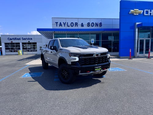 2026 Chevrolet Silverado 1500 ZR2 OFF ROAD / CREW / 6.2 LITER V8 / SUNROOF / TECH PCKG / SHORT BOX