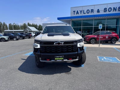 2026 Chevrolet Silverado 1500 ZR2 OFF ROAD / CREW / 6.2 LITER V8 / SUNROOF / TECH PCKG / SHORT BOX