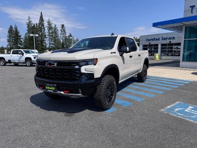 2026 Chevrolet Silverado 1500 ZR2 OFF ROAD / CREW / 6.2 LITER V8 / SUNROOF / TECH PCKG / SHORT BOX