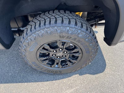 2026 Chevrolet Silverado 1500 ZR2 OFF ROAD / CREW / 6.2 LITER V8 / SUNROOF / TECH PCKG / SHORT BOX