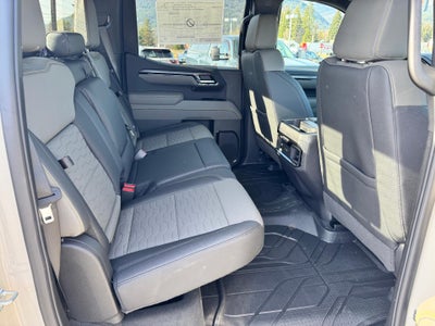 2026 Chevrolet Silverado 1500 ZR2 OFF ROAD / CREW / 6.2 LITER V8 / SUNROOF / TECH PCKG / SHORT BOX