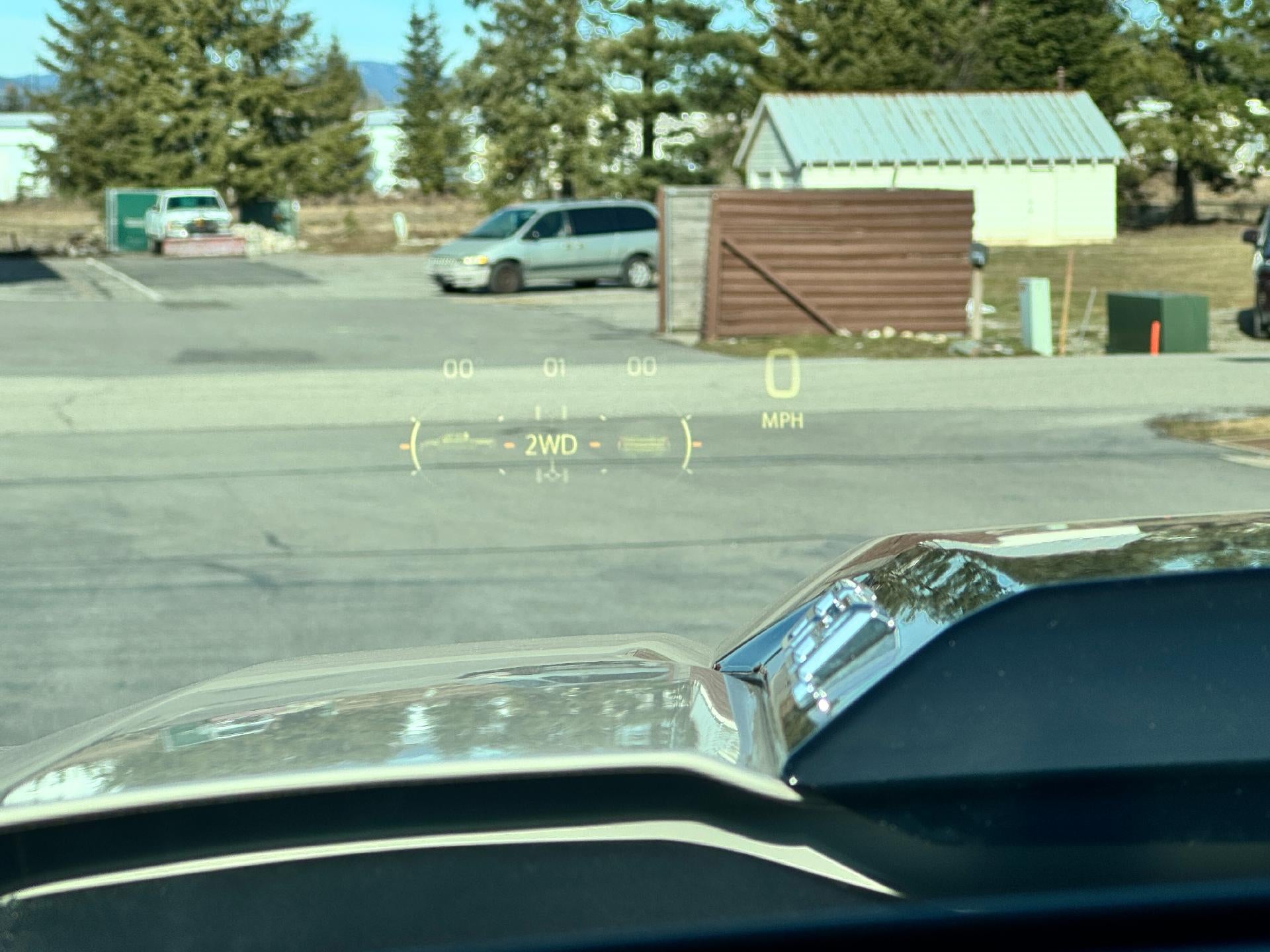 2026 Chevrolet Silverado 1500 ZR2 OFF ROAD / CREW / 6.2 LITER V8 / SUNROOF / TECH PCKG / SHORT BOX