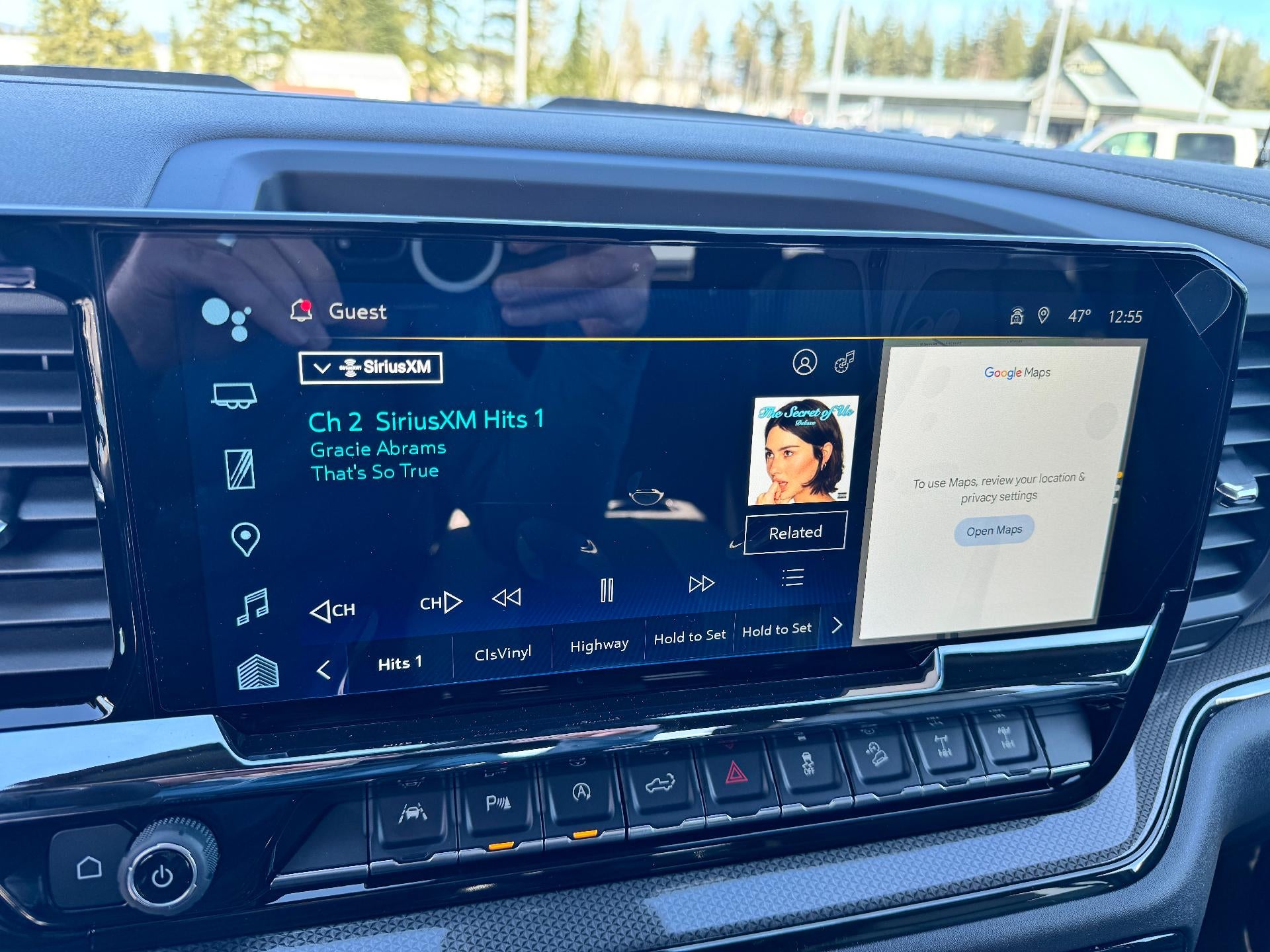 2026 Chevrolet Silverado 1500 ZR2 OFF ROAD / CREW / 6.2 LITER V8 / SUNROOF / TECH PCKG / SHORT BOX