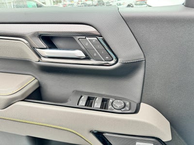 2026 Chevrolet Silverado 1500 ZR2 OFF ROAD / CREW / 6.2 LITER V8 / SUNROOF / TECH PCKG / SHORT BOX