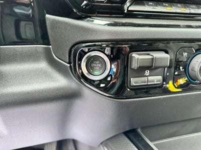 2026 Chevrolet Silverado 1500 ZR2 OFF ROAD / CREW / 6.2 LITER V8 / SUNROOF / TECH PCKG / SHORT BOX