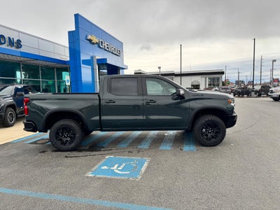 2026 Chevrolet Silverado 1500 ZR2 OFF ROAD / CREW / 6.2 LITER V8 / SUNROOF / TECH PCKG / SHORT BOX