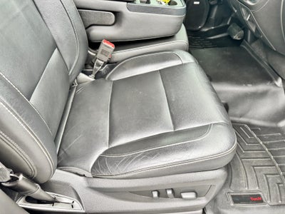 2018 Chevrolet Silverado 1500 LTZ / CREW / 5.3 LITER V8 / SHORT BOX / LOCAL TRADE / 68K MILES