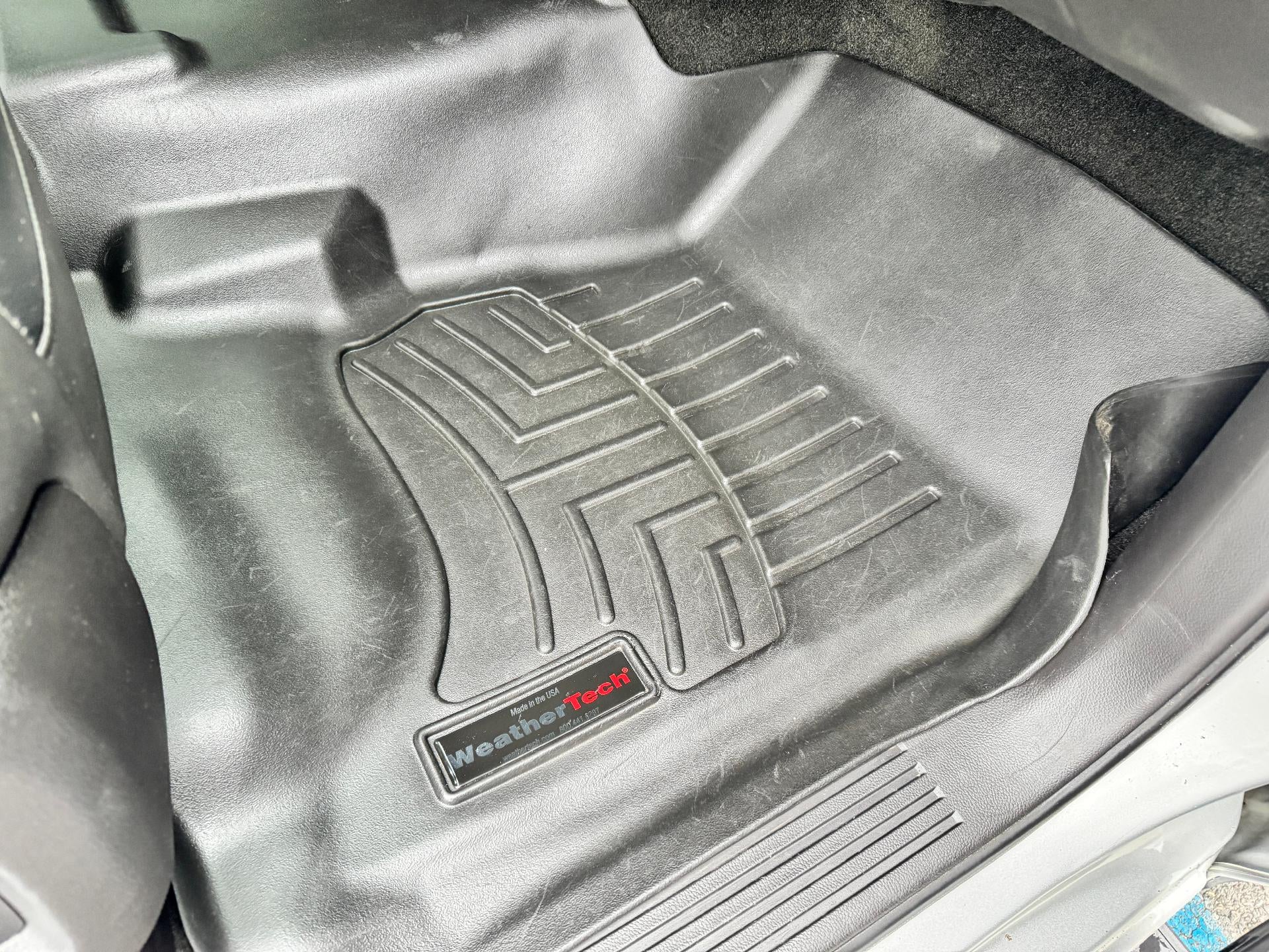 2018 Chevrolet Silverado 1500 LTZ / CREW / 5.3 LITER V8 / SHORT BOX / LOCAL TRADE / 68K MILES