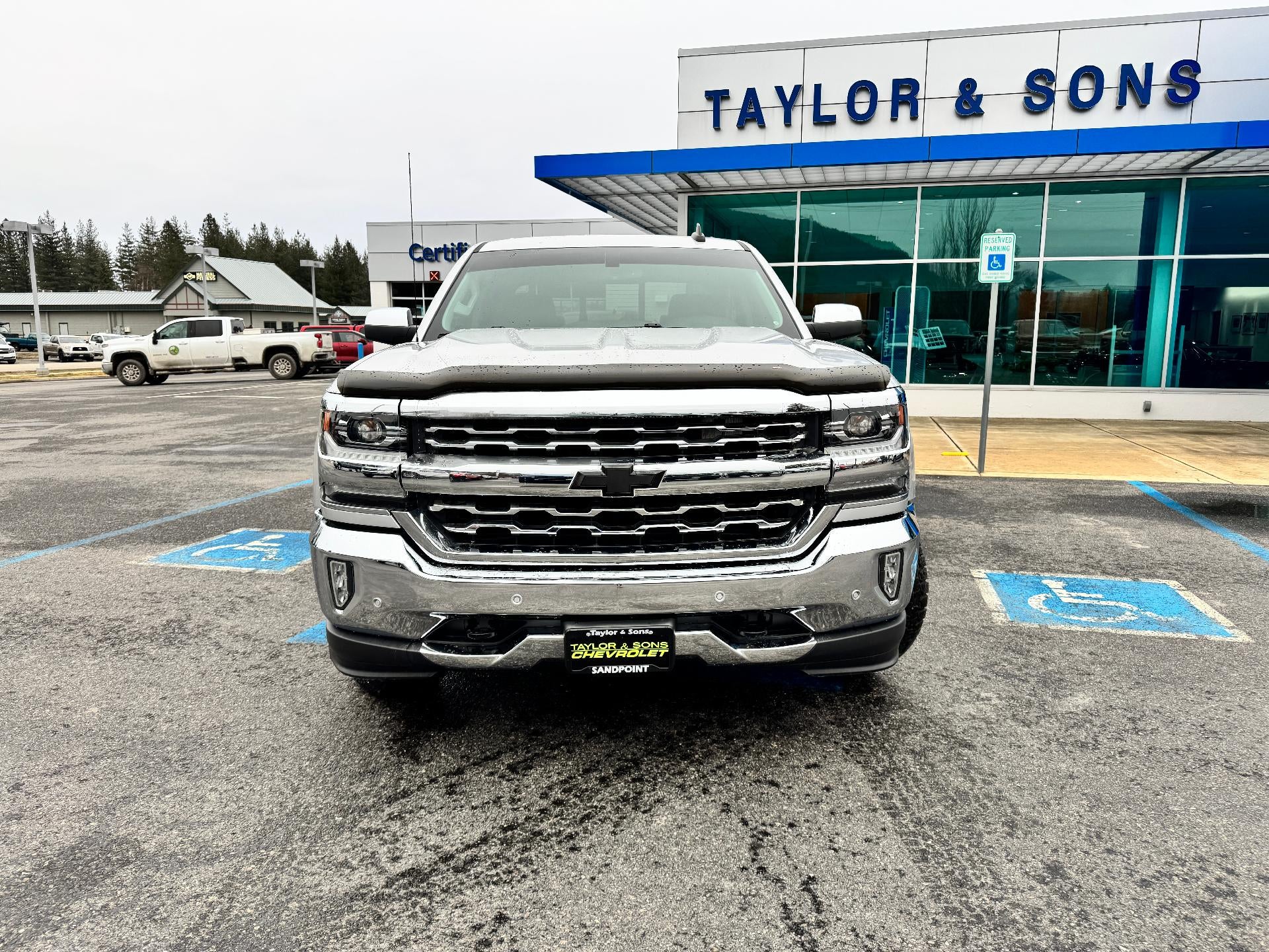 2018 Chevrolet Silverado 1500 LTZ / CREW / 5.3 LITER V8 / SHORT BOX / LOCAL TRADE / 68K MILES