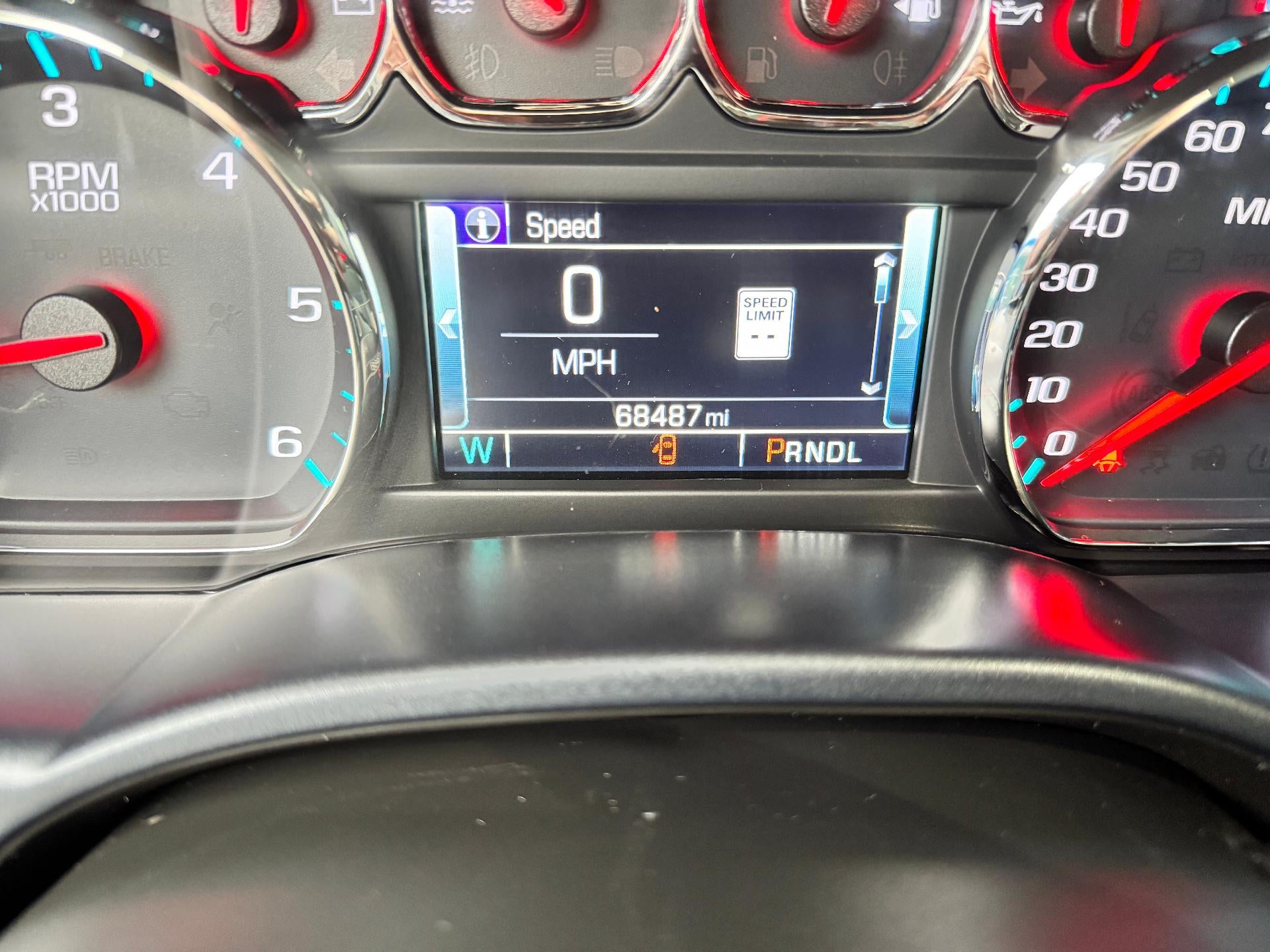 2018 Chevrolet Silverado 1500 LTZ / CREW / 5.3 LITER V8 / SHORT BOX / LOCAL TRADE / 68K MILES