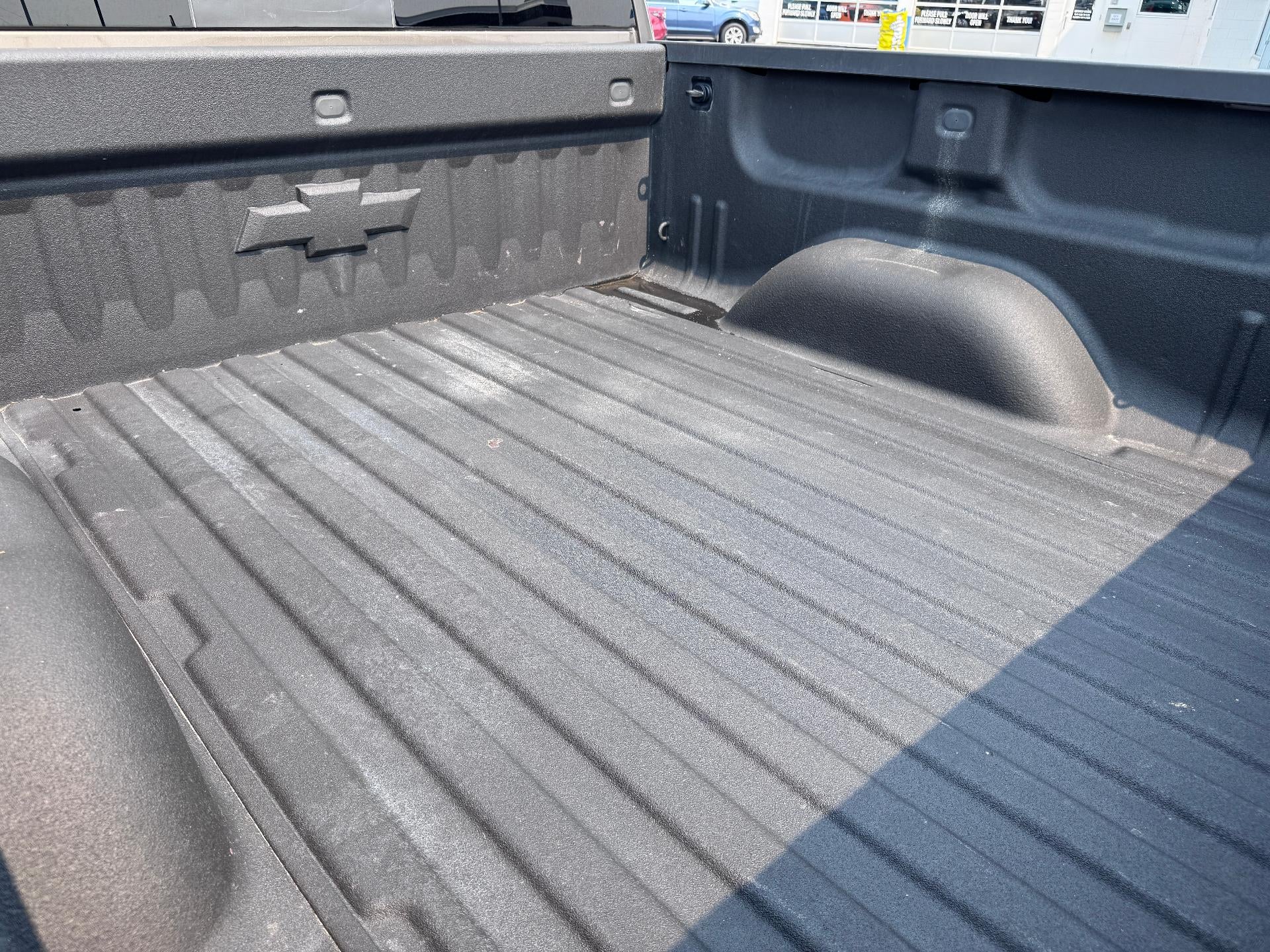 2015 Chevrolet Silverado 1500 HIGH COUNTRY / CREW / 5.3 LITER V8 / SUNROOF / SHORT BOX / 1 OWNER / 73K MILES