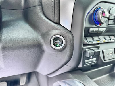 2020 Chevrolet Silverado 1500 RST / CREW / 6.2 LITER V8 / SUNROOF / STANDARD BOX / 1 OWNER TRADE