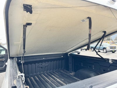 2020 Chevrolet Silverado 1500 RST / CREW / 6.2 LITER V8 / SUNROOF / STANDARD BOX / 1 OWNER TRADE