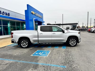 2020 Chevrolet Silverado 1500 RST / CREW / 6.2 LITER V8 / SUNROOF / STANDARD BOX / 1 OWNER TRADE