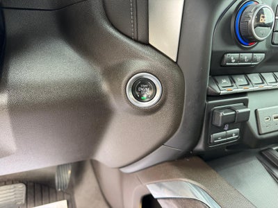 2020 Chevrolet Silverado 1500 LTZ / CREW / 6.2 LITER V8 / STANDARD BOX / TECH PCKG / SUNROOF / 1 OWNER