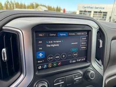 2020 Chevrolet Silverado 1500 LTZ / CREW / 6.2 LITER V8 / STANDARD BOX / TECH PCKG / SUNROOF / 1 OWNER