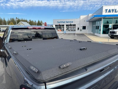 2020 Chevrolet Silverado 1500 LTZ / CREW / 6.2 LITER V8 / STANDARD BOX / TECH PCKG / SUNROOF / 1 OWNER