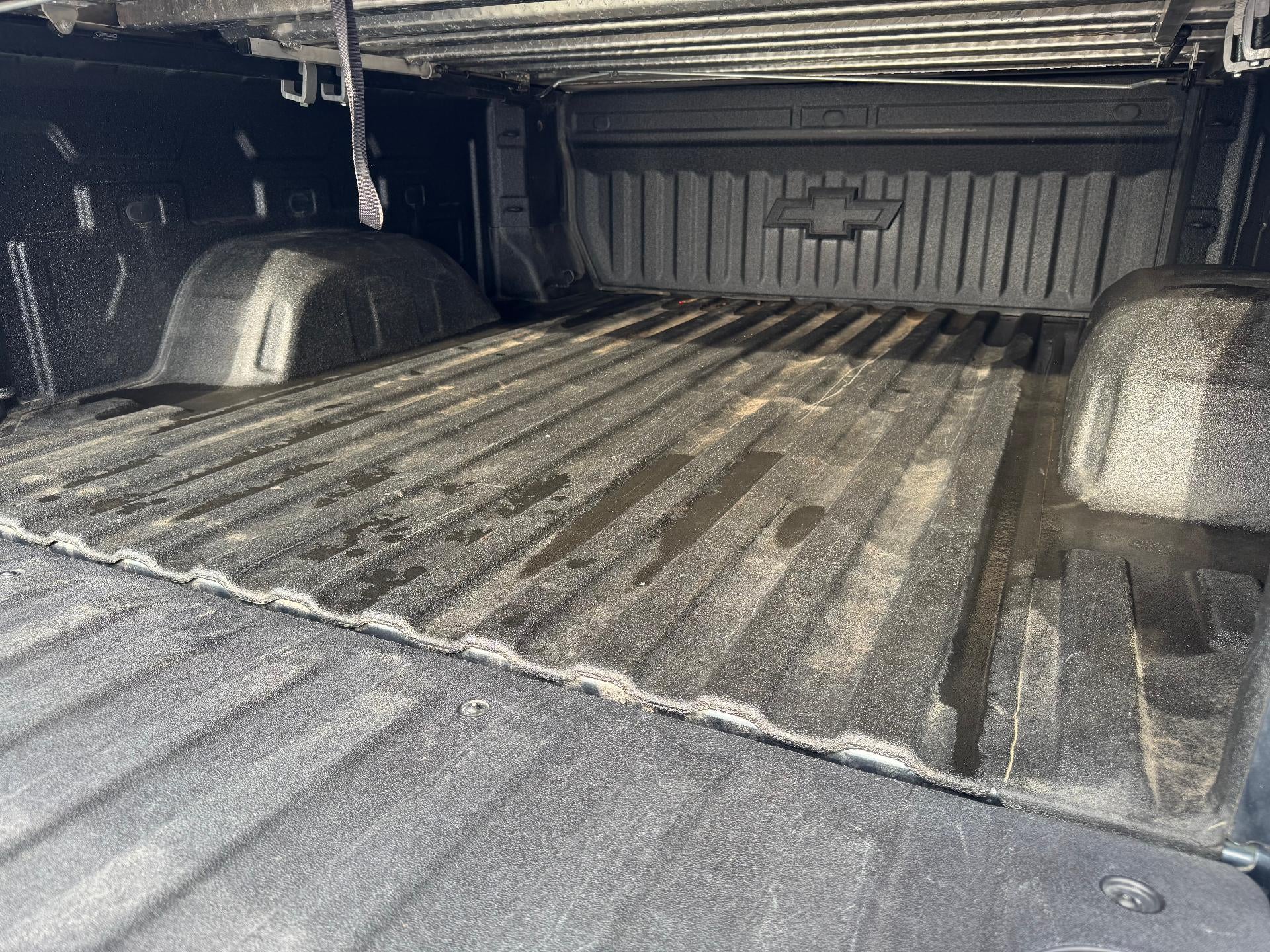 2020 Chevrolet Silverado 1500 LTZ / CREW / 6.2 LITER V8 / STANDARD BOX / TECH PCKG / SUNROOF / 1 OWNER