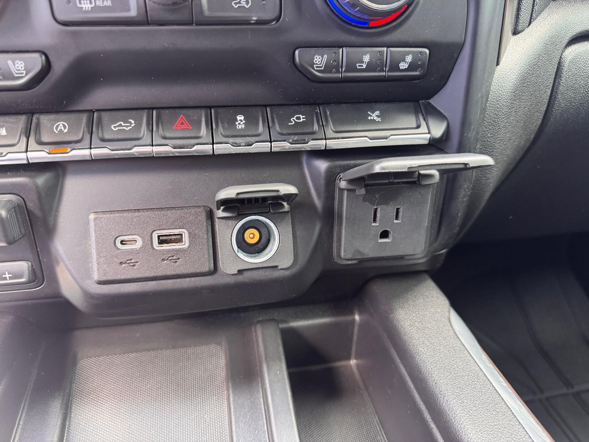 2021 Chevrolet Silverado 1500 HIGH COUNTRY / CREW / 6.2 LITER V8 / TECH PCKG / DELUXE PCKG / SHORT BOX