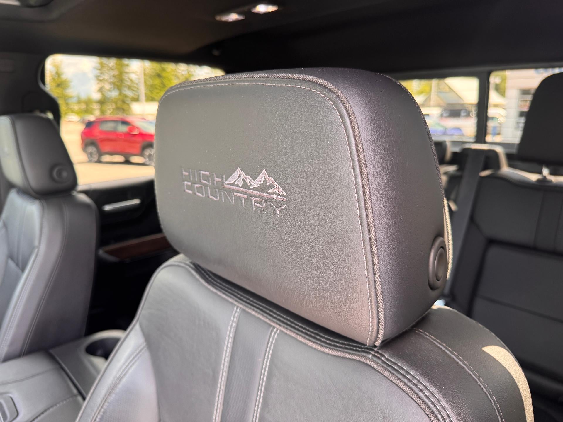 2021 Chevrolet Silverado 1500 HIGH COUNTRY / CREW / 6.2 LITER V8 / TECH PCKG / DELUXE PCKG / SHORT BOX