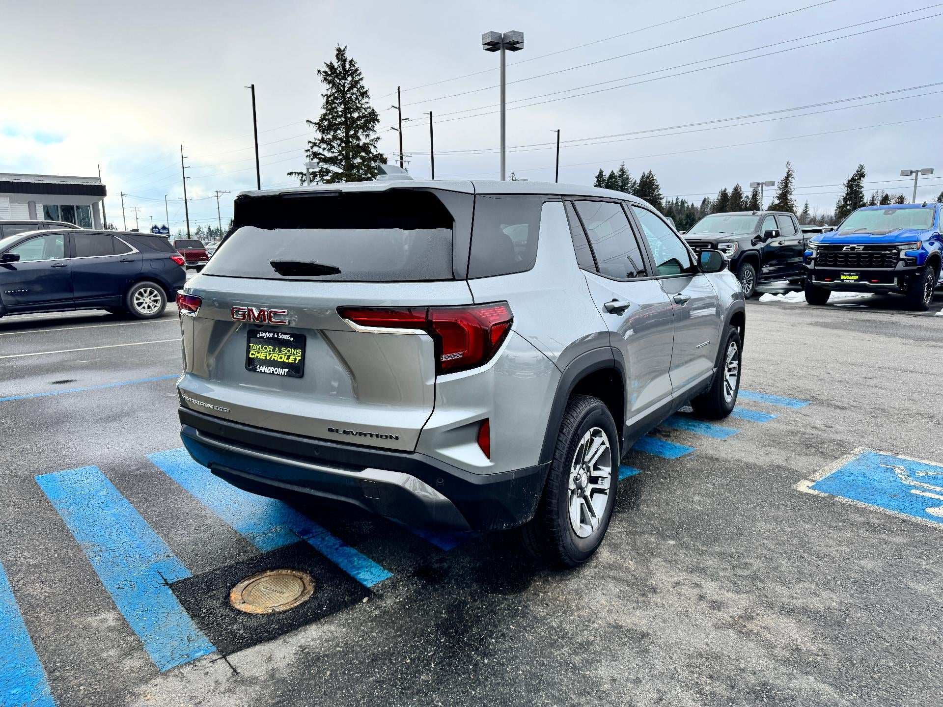 2025 GMC Terrain ELEVATION / AWD / 1.5 LITER TURBO / HEATED SEATS / WARRANTY / 16K MILES