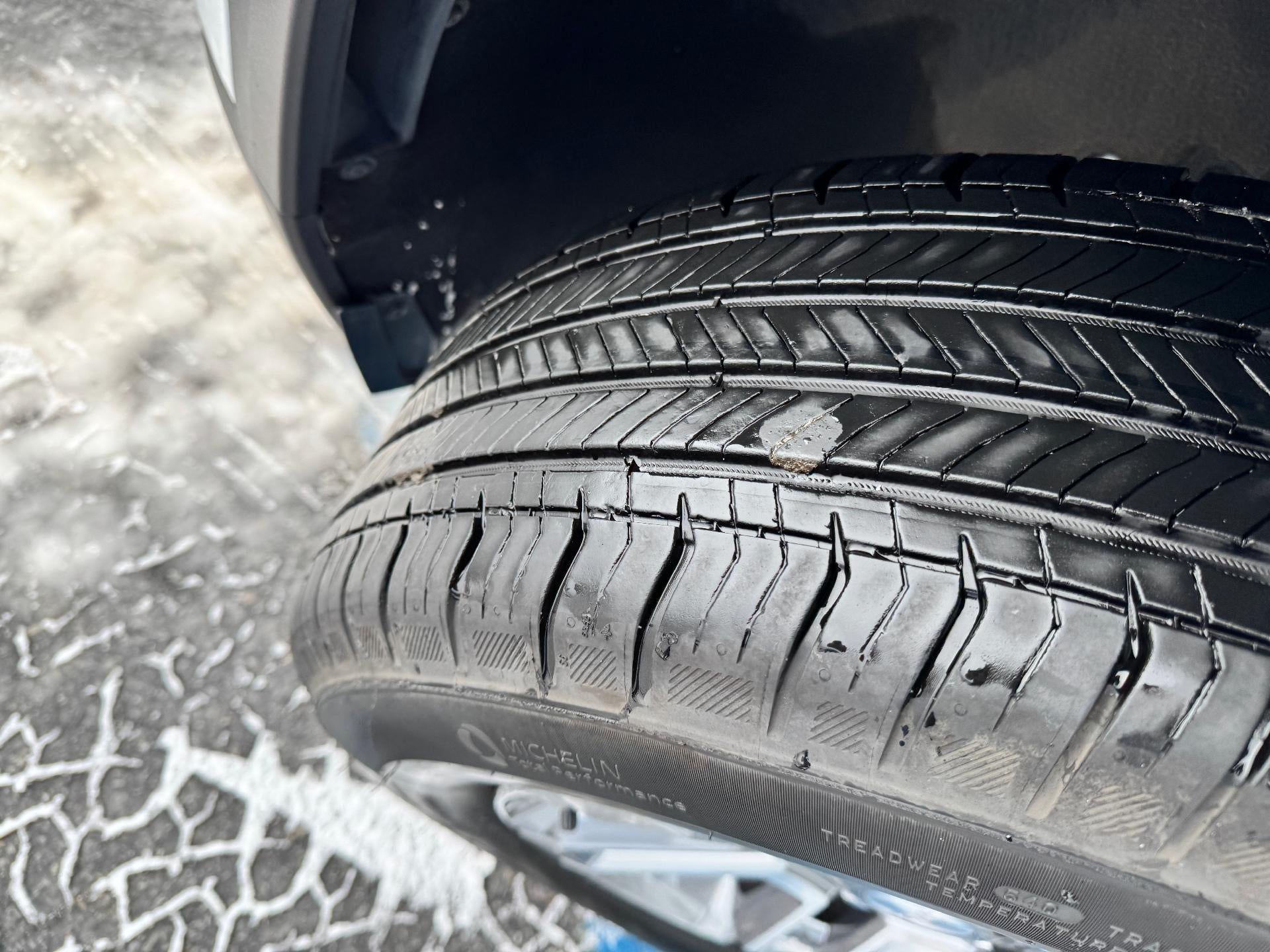 2025 GMC Terrain ELEVATION / AWD / 1.5 LITER TURBO / HEATED SEATS / WARRANTY / 15K MILES