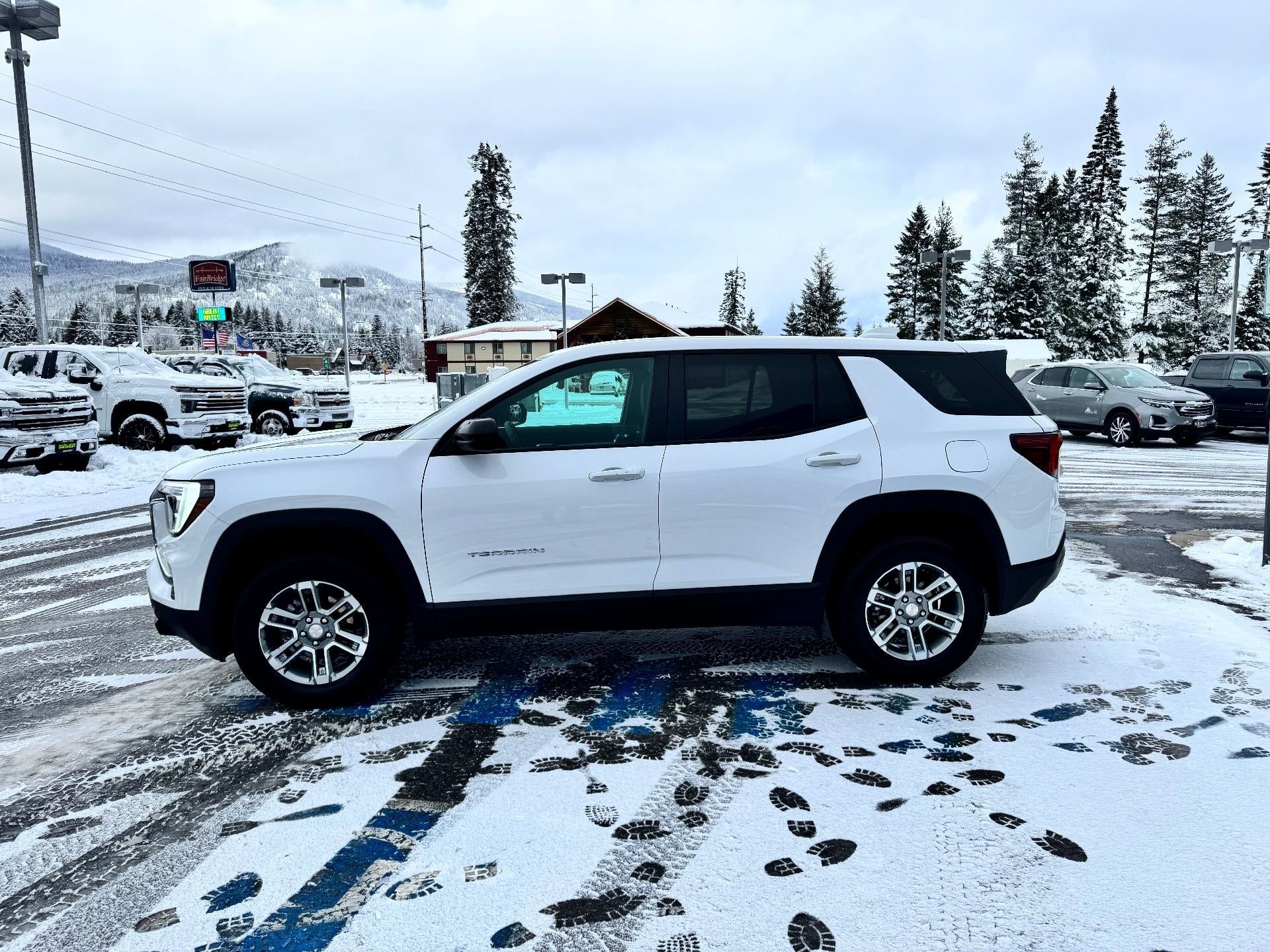 2025 GMC Terrain ELEVATION / AWD / 1.5 LITER TURBO / HEATED SEATS / WARRANTY / 15K MILES