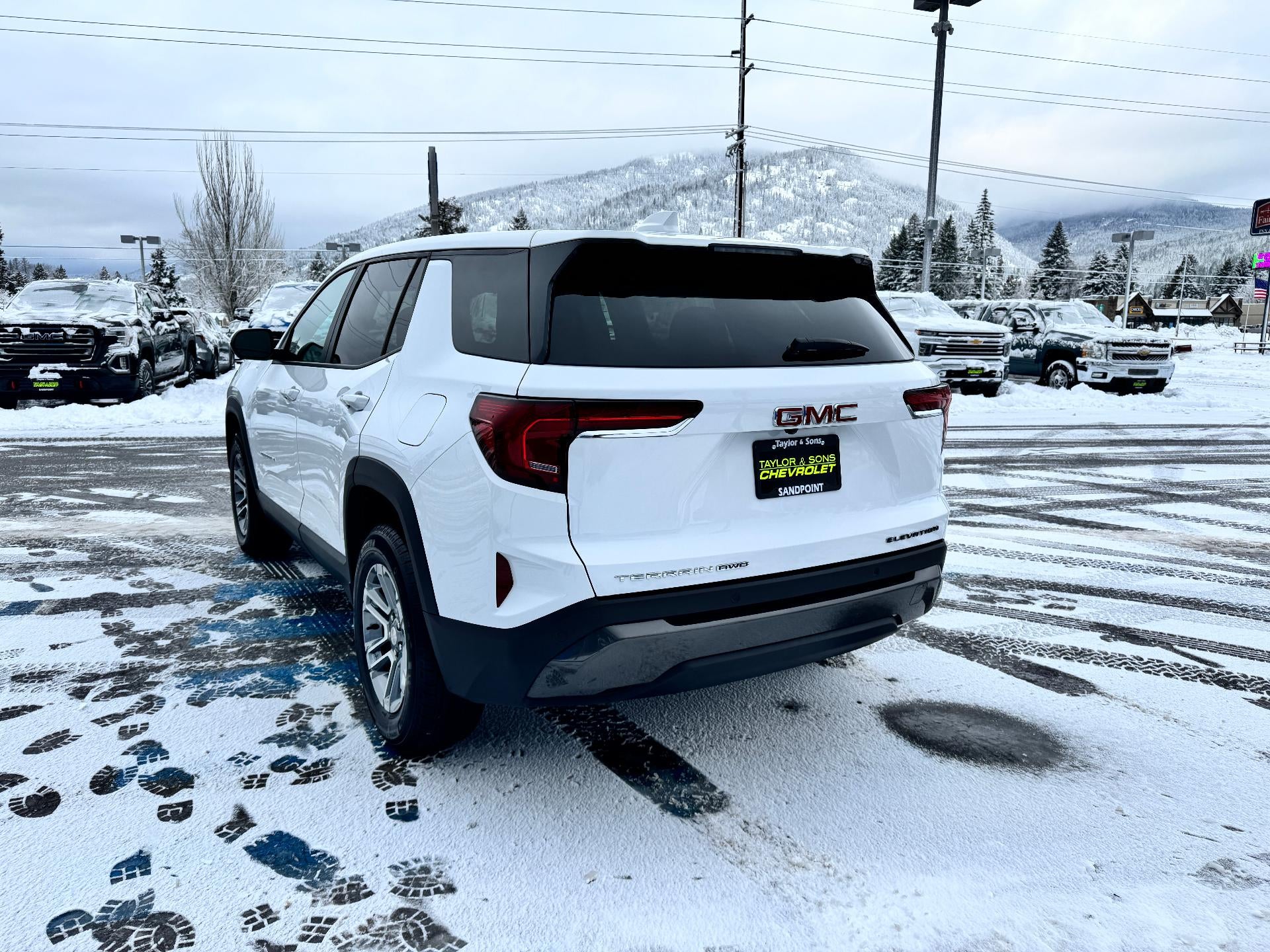 2025 GMC Terrain ELEVATION / AWD / 1.5 LITER TURBO / HEATED SEATS / WARRANTY / 15K MILES