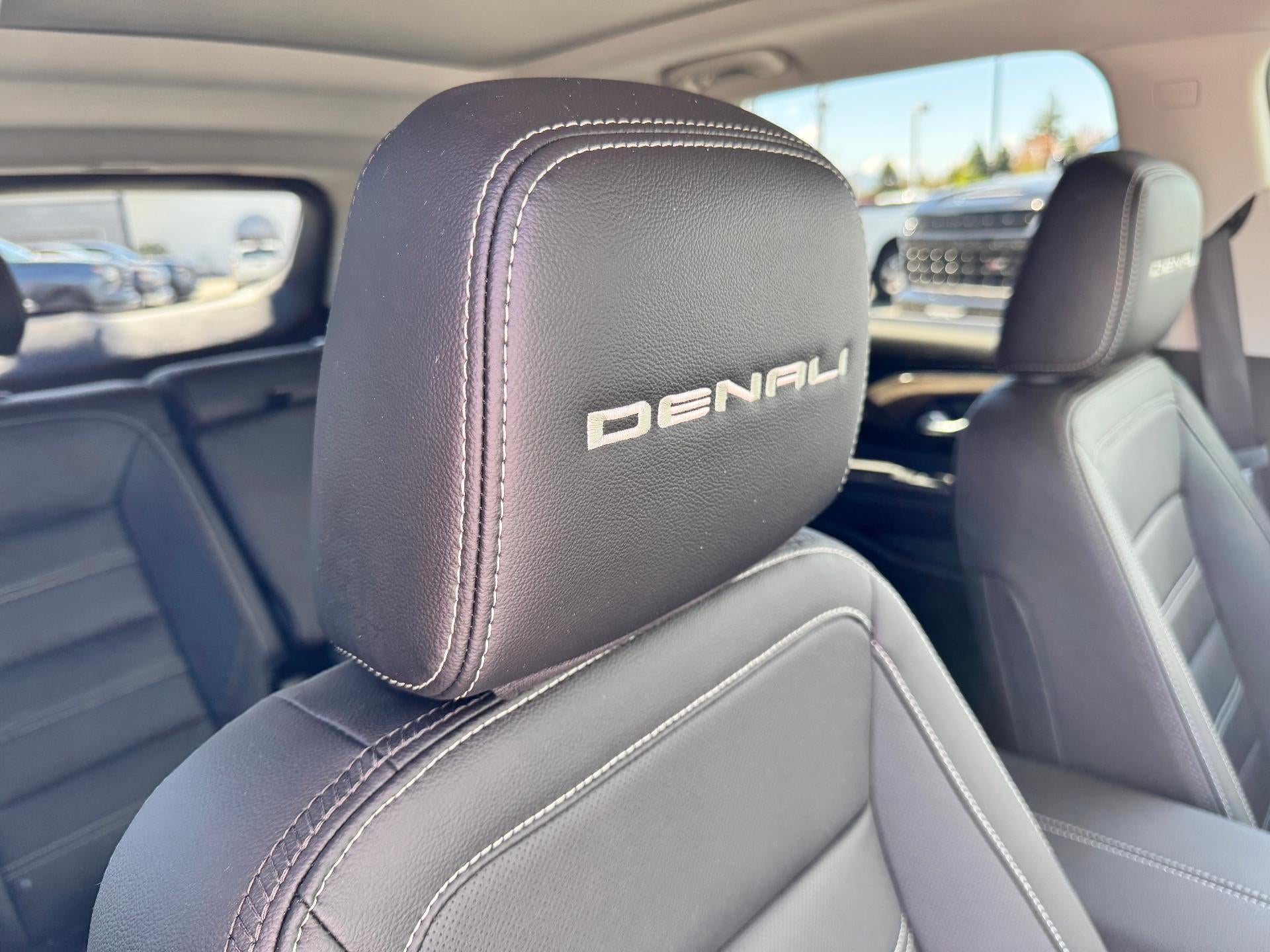 2024 GMC Terrain DENALI / AWD / PANO SUNROOF / ADAPTIVE CRUISE / WARRANTY / 14K MILES
