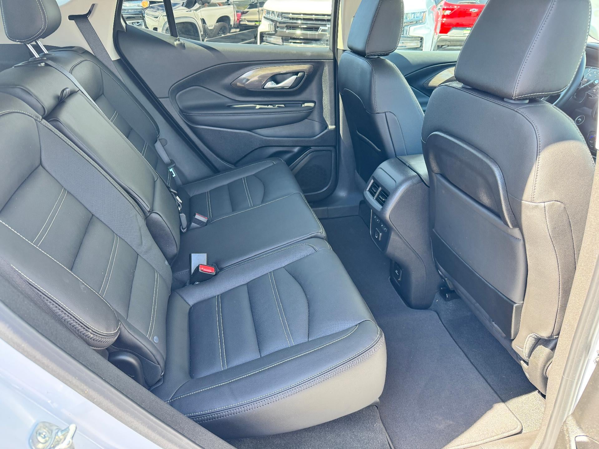 2024 GMC Terrain DENALI / AWD / PANO SUNROOF / ADAPTIVE CRUISE / WARRANTY / 14K MILES