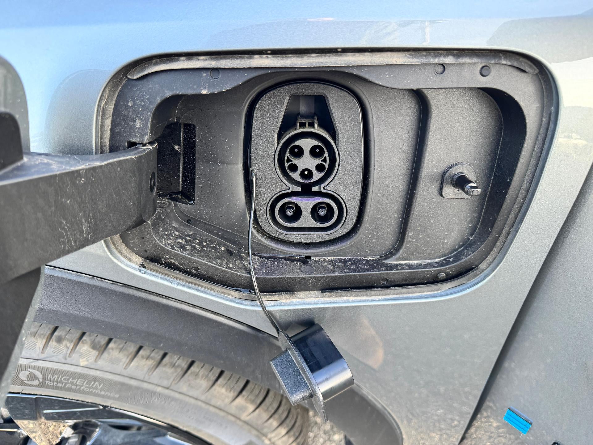 2026 Chevrolet Equinox EV LT / ALL WHEEL DRIVE / 307 MILE RANGE / BLACKOUT PCKG / HEATED SEATS