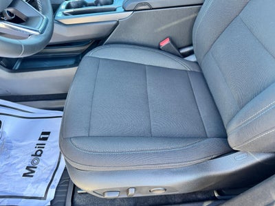 2026 Chevrolet Equinox EV LT / ALL WHEEL DRIVE / 307 MILE RANGE / BLACKOUT PCKG / HEATED SEATS