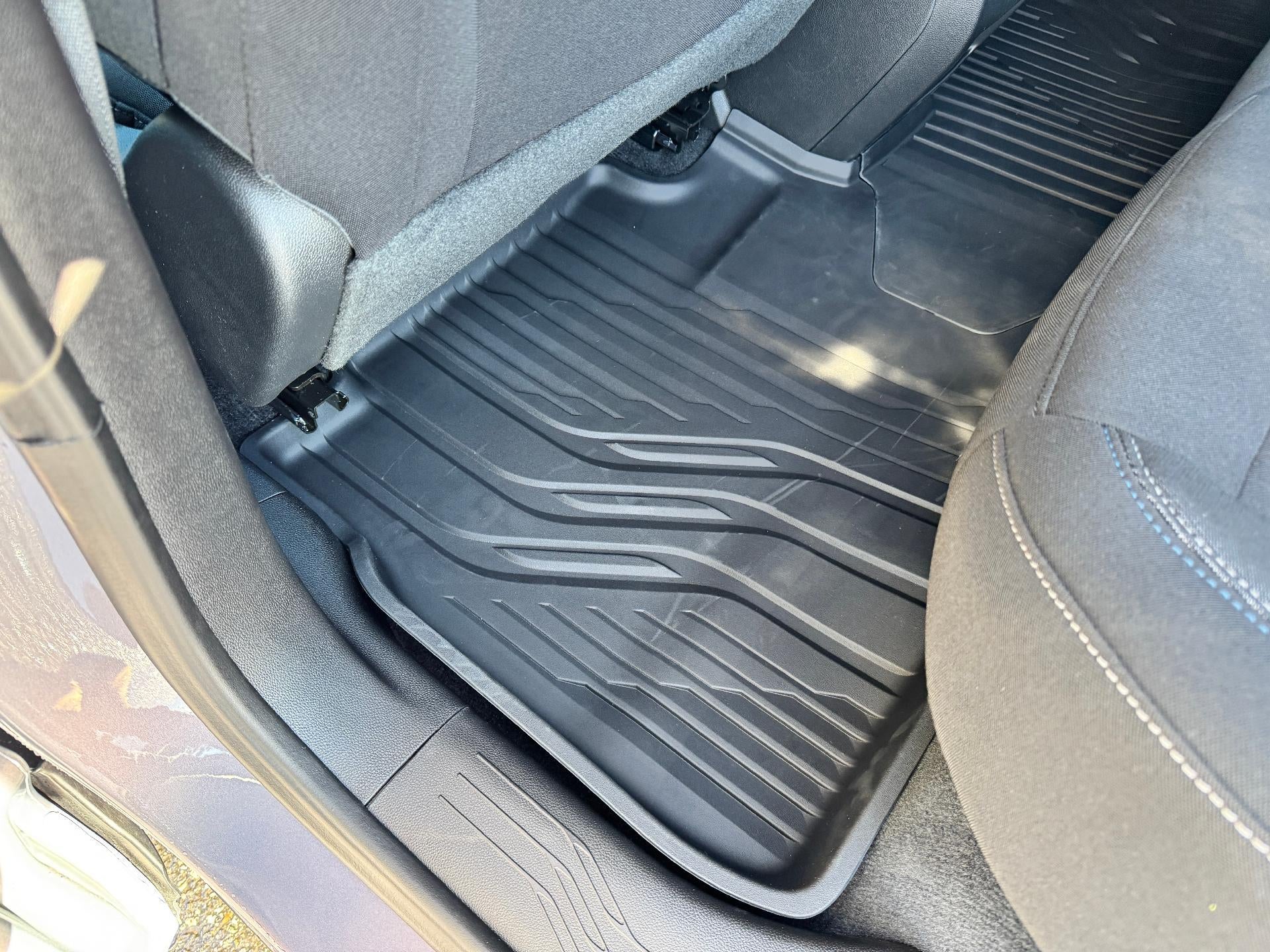 2026 Chevrolet Equinox EV LT / ALL WHEEL DRIVE / 307 MILE RANGE / BLACKOUT PCKG / HEATED SEATS